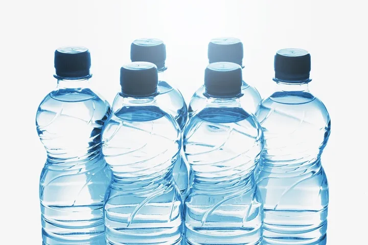 Dlaczego warto kupować wodę prosto od producenta?