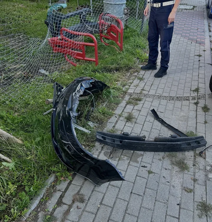 Pościg w Augustowie zakończył się na łyżce ładowacza. Kierowca miał 2 promile