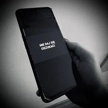 Zaliczka poszła, przyczepa zniknęła - 54-latek z powiatu augustowskiego stracił 1500 zł